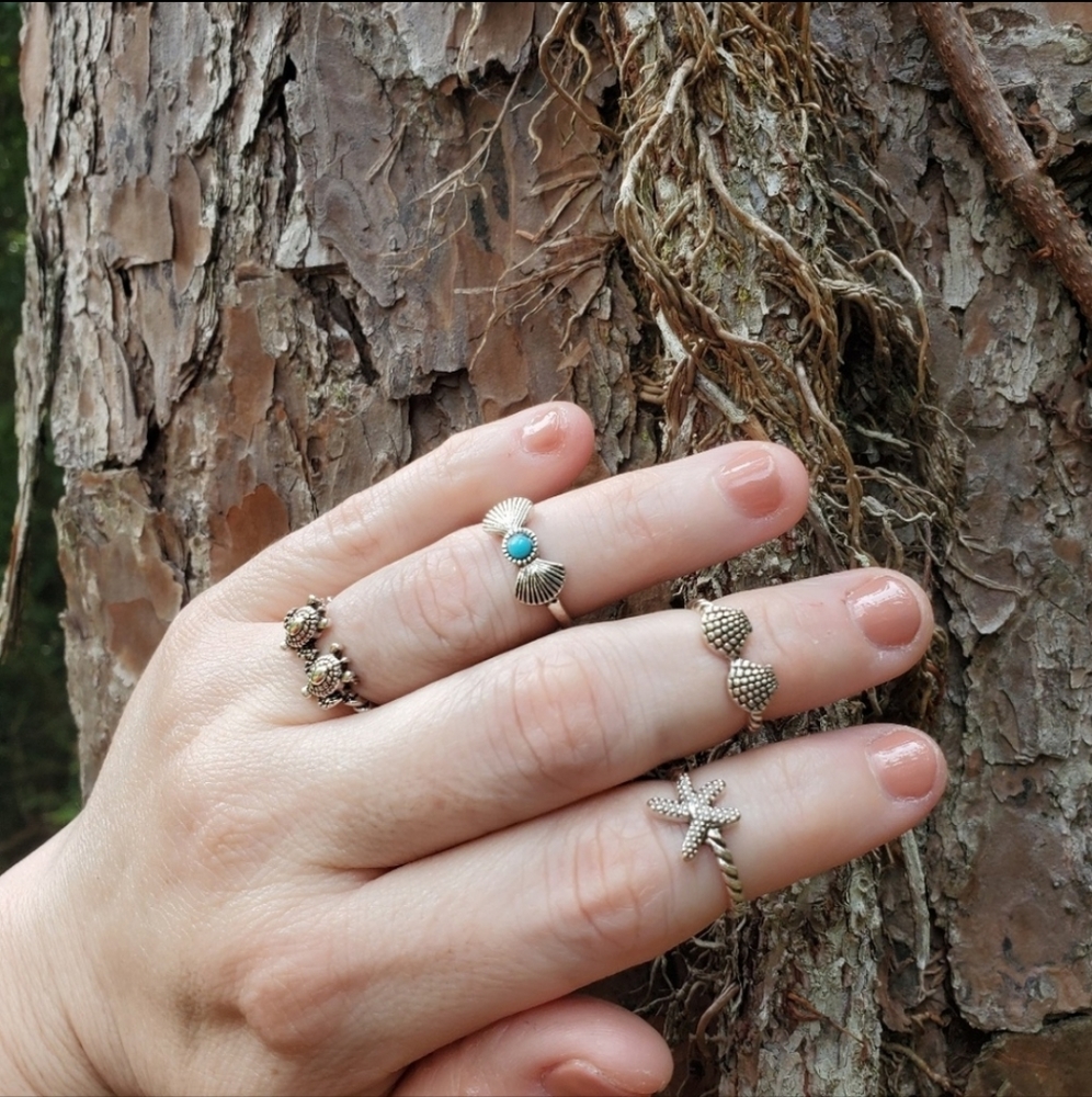 Under The Sea Golden Coast Midi Ring, 4 Piece Set - Picture 5 of 10